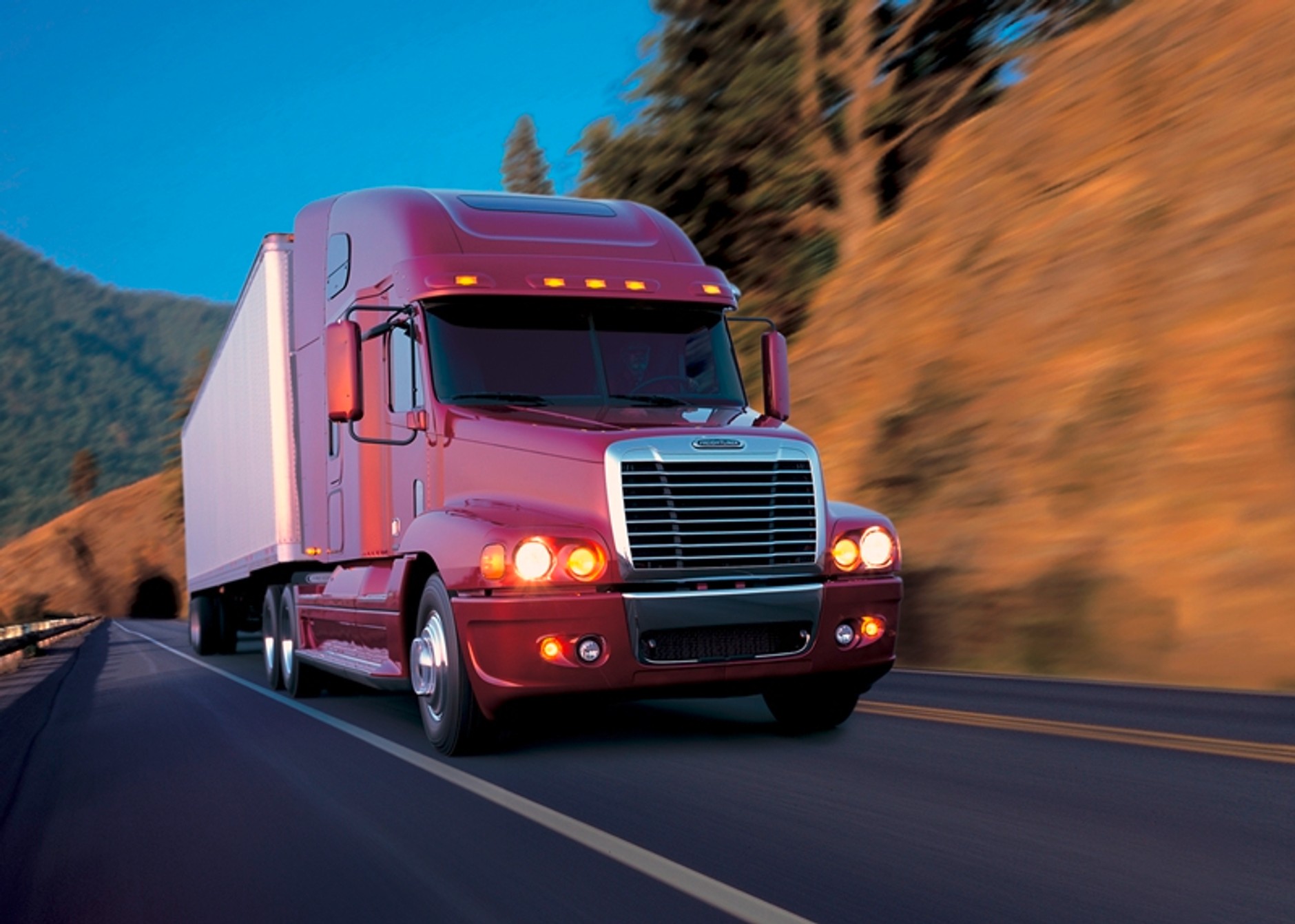 Amerykańskie ciężarówki Mercedesa to fascynujące maszyny