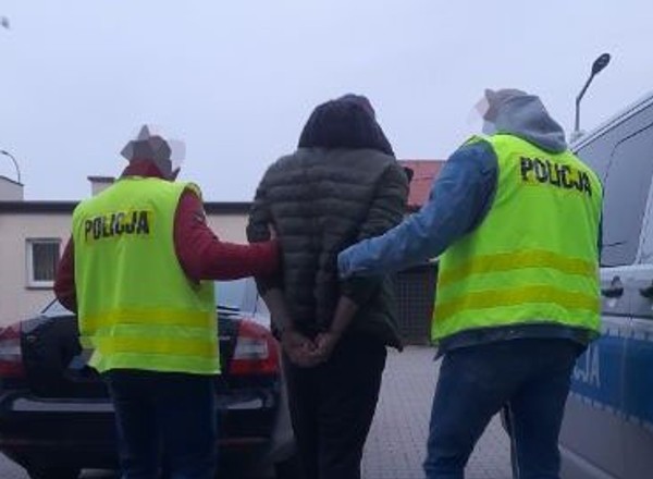 Potrącił rowerzystkę i myślał, że będzie bezkarny. Policji pomogli internauci