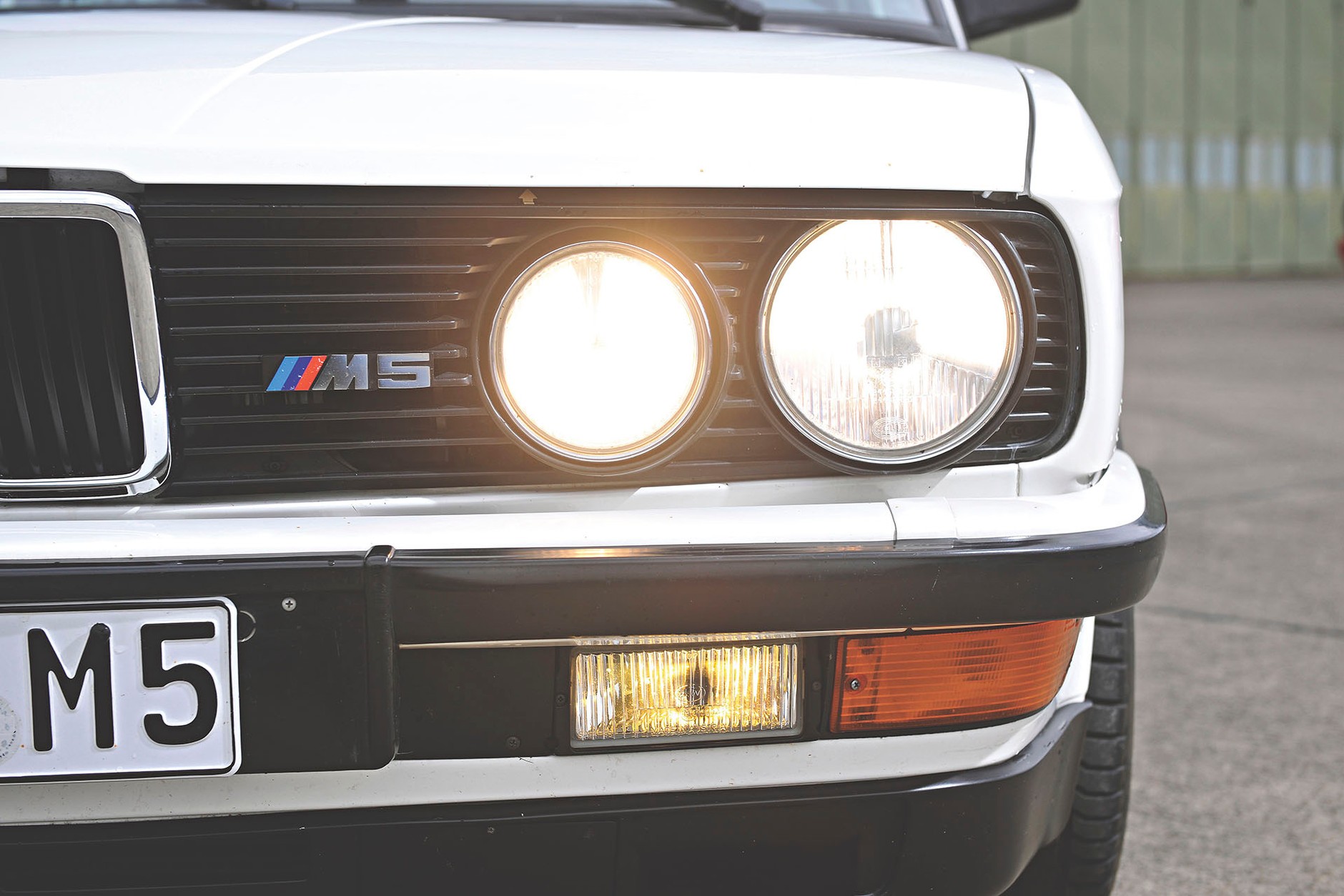 BMW M5 - model z tajną misją