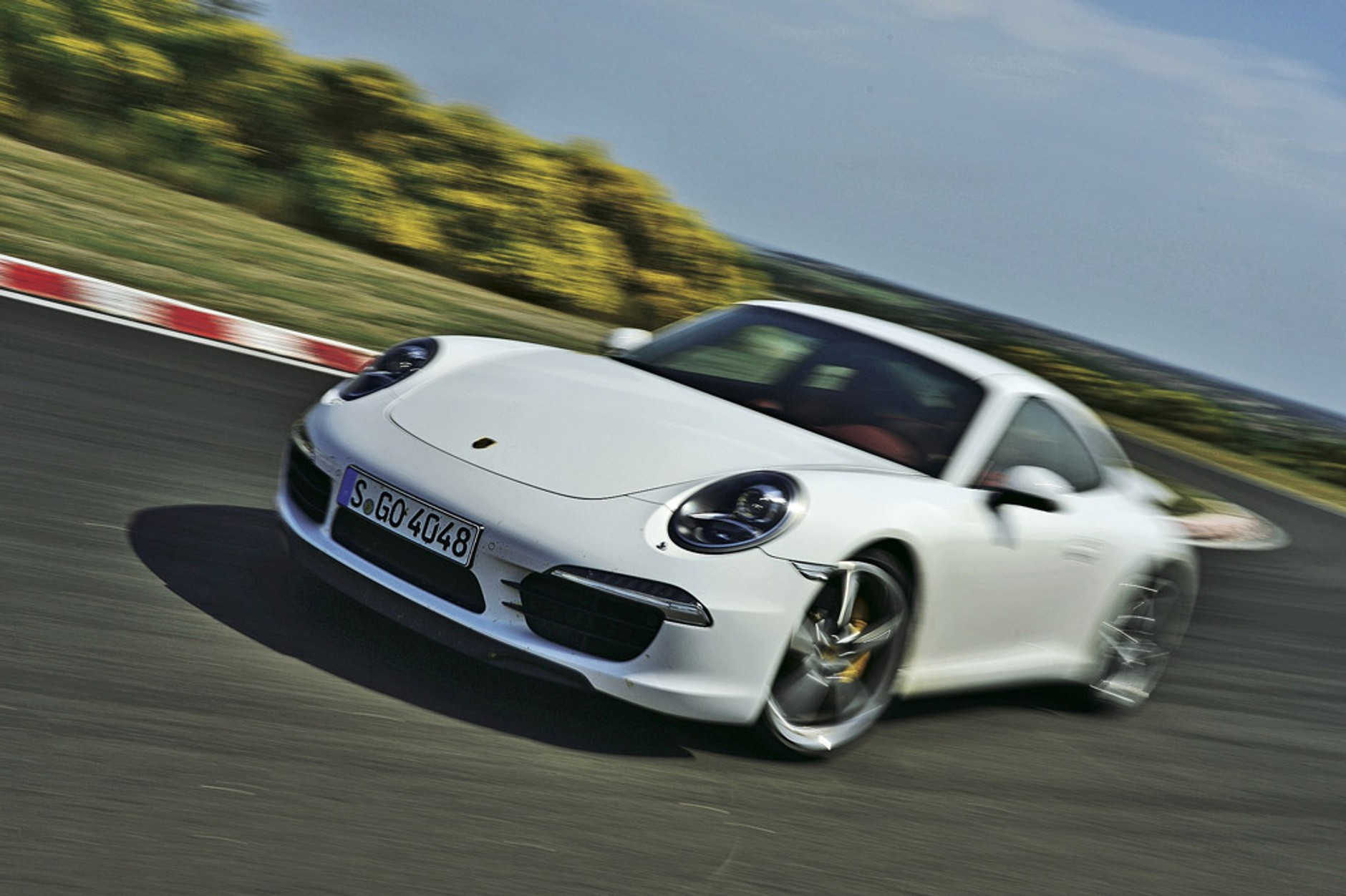 Megatest supersportowych samochodów