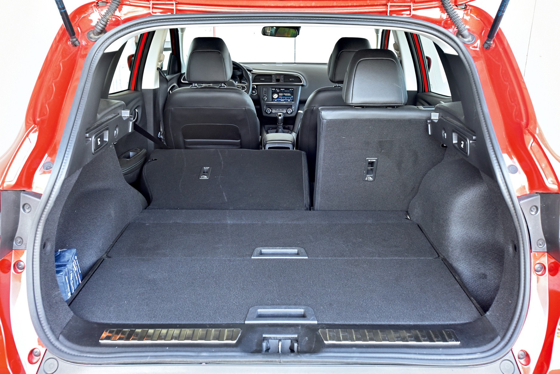 SUV-y z kapelusza: Nissan Qashqai, Renault Kadjar i Skoda Karoq