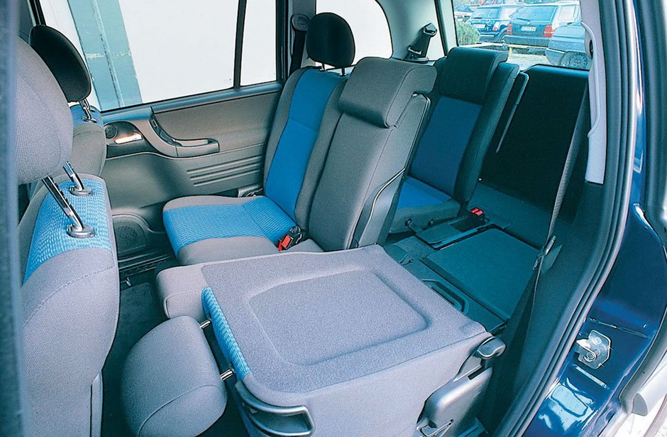 Opel Zafira A - Nieduży van z dużymi atutami