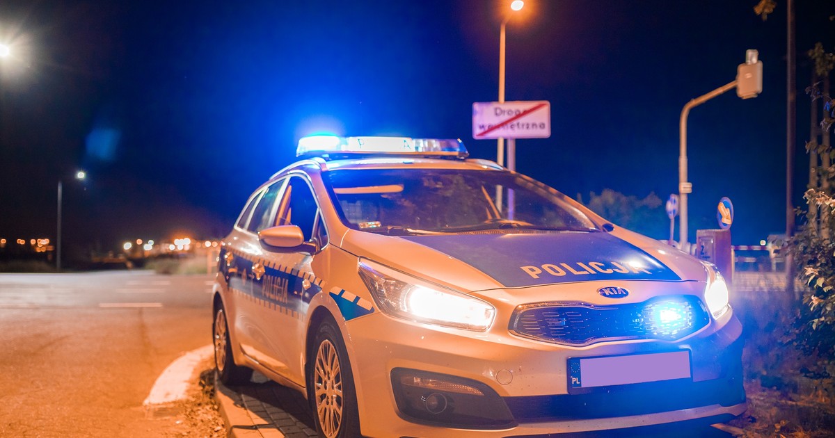 Radiowóz polskiej policji - zdjęcie ilustracyjne