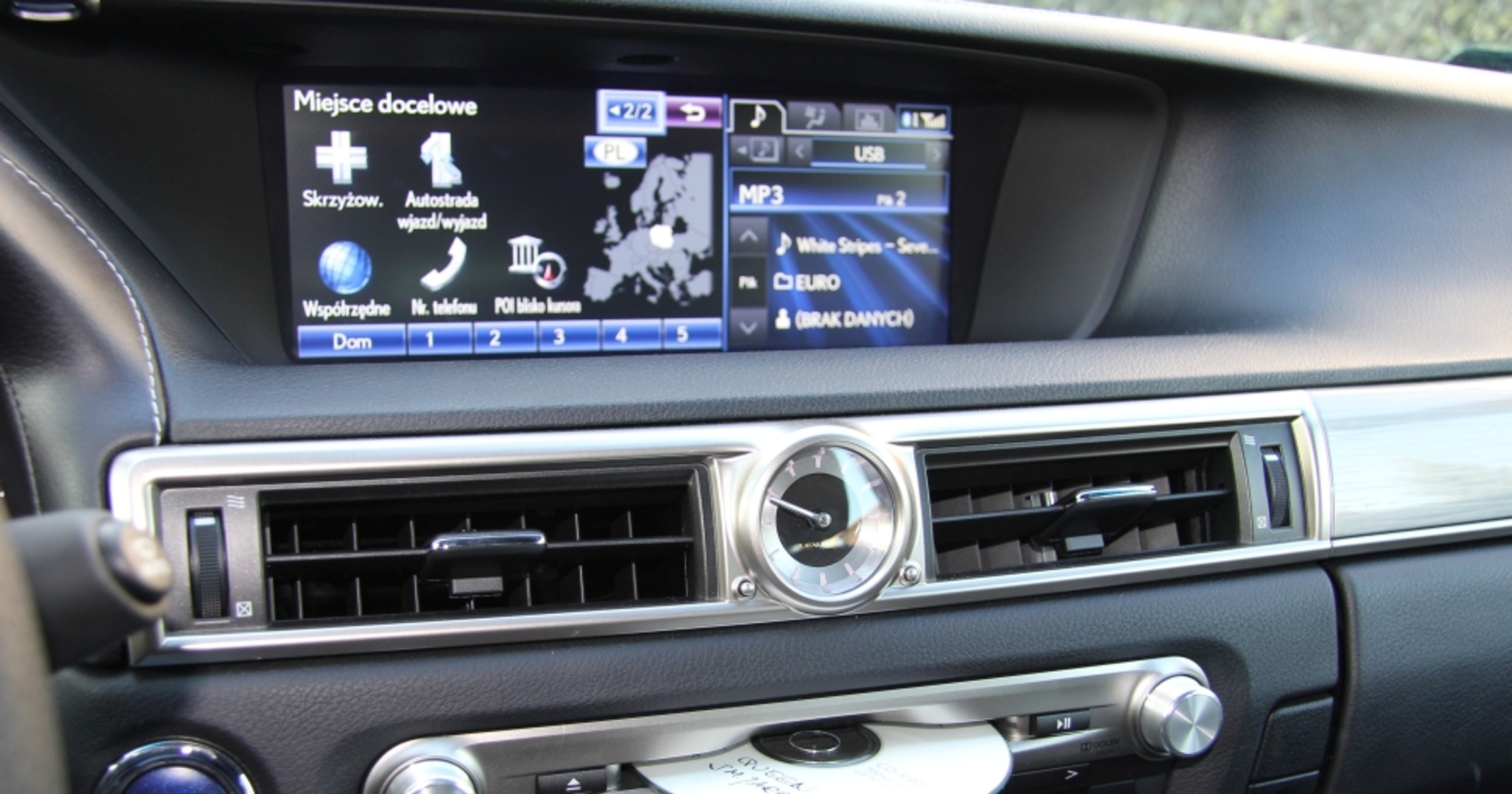 Lexus GS 450h z systemem Mark Levinson. 