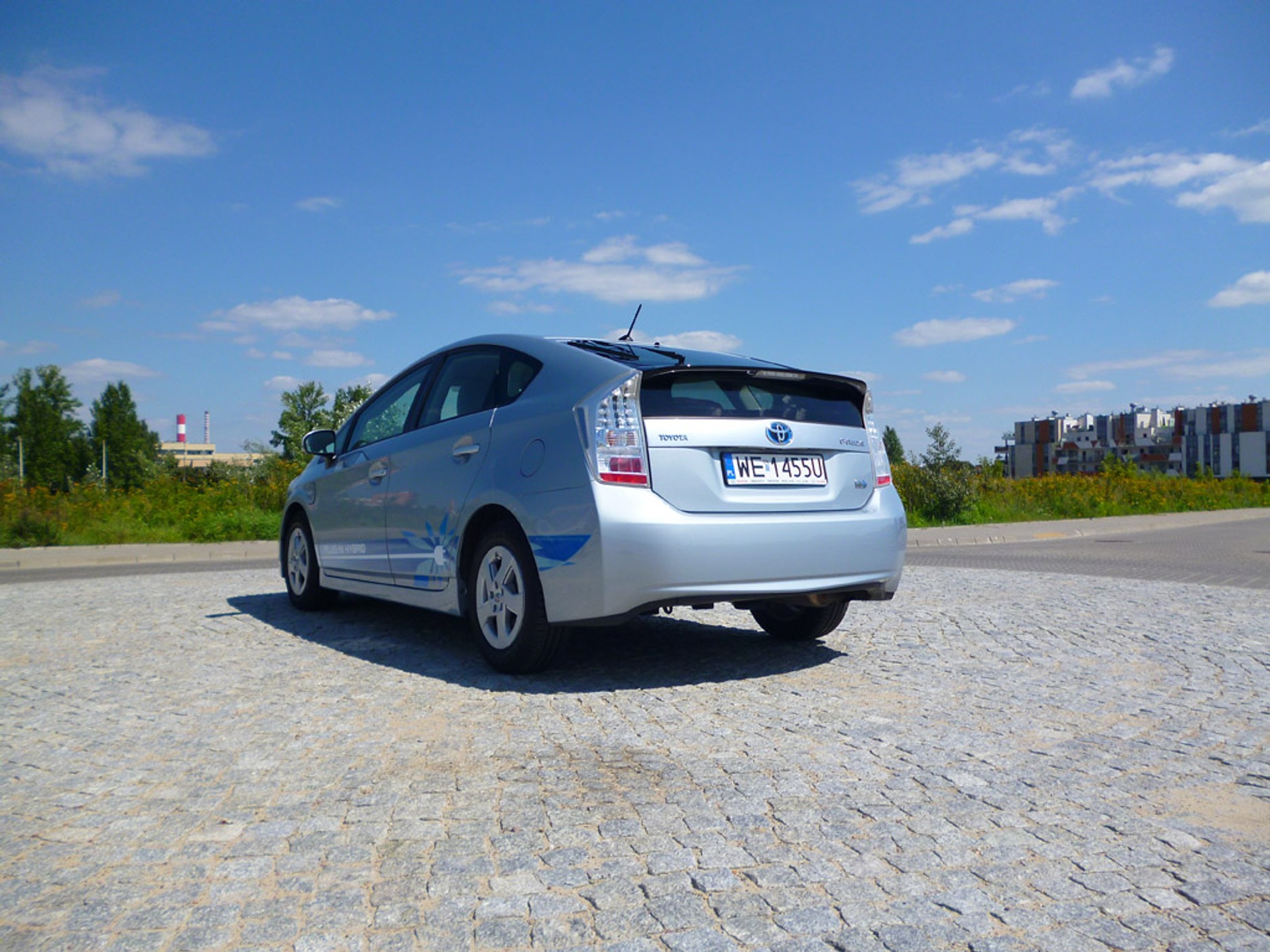 Mówisz hybryda, myślisz Prius