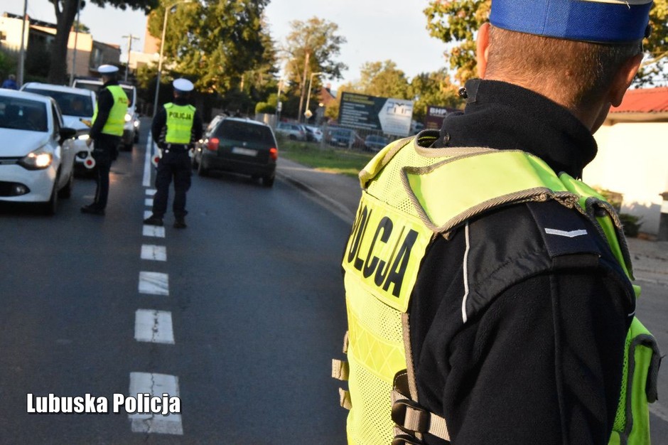 Policjanci sprawdzili kilkuset kierowców