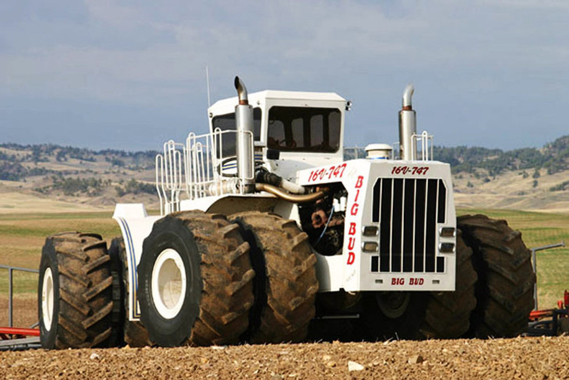 Czy ciągniki rolnicze mogą być piękne?