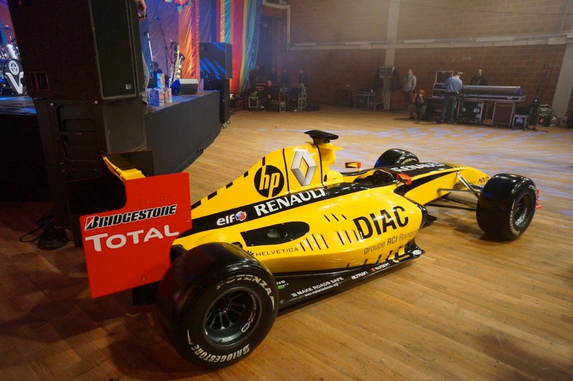 Bolid Formuły 1 dla WOŚP