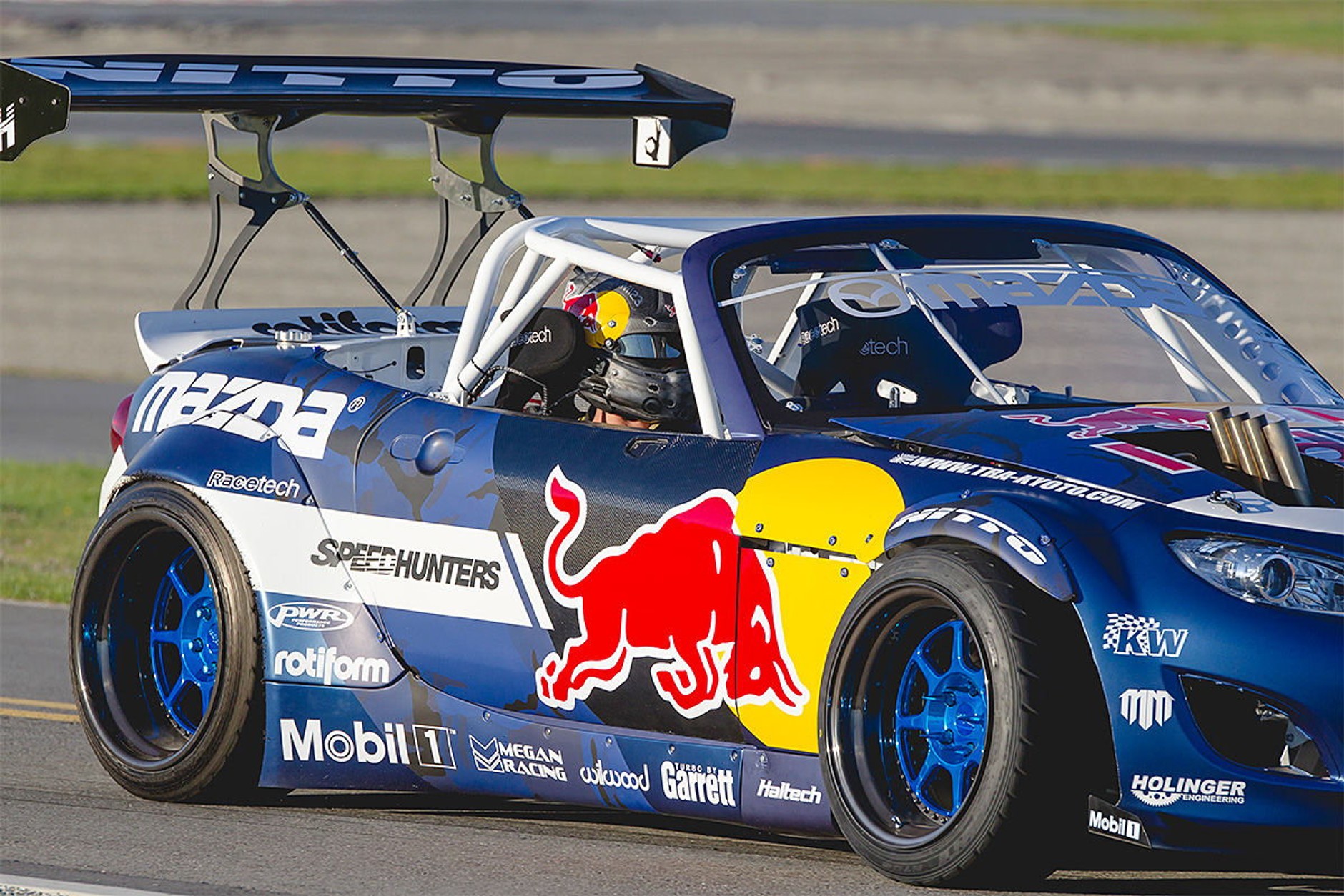 Mazda MX-5 z 1000-konnym silnikiem