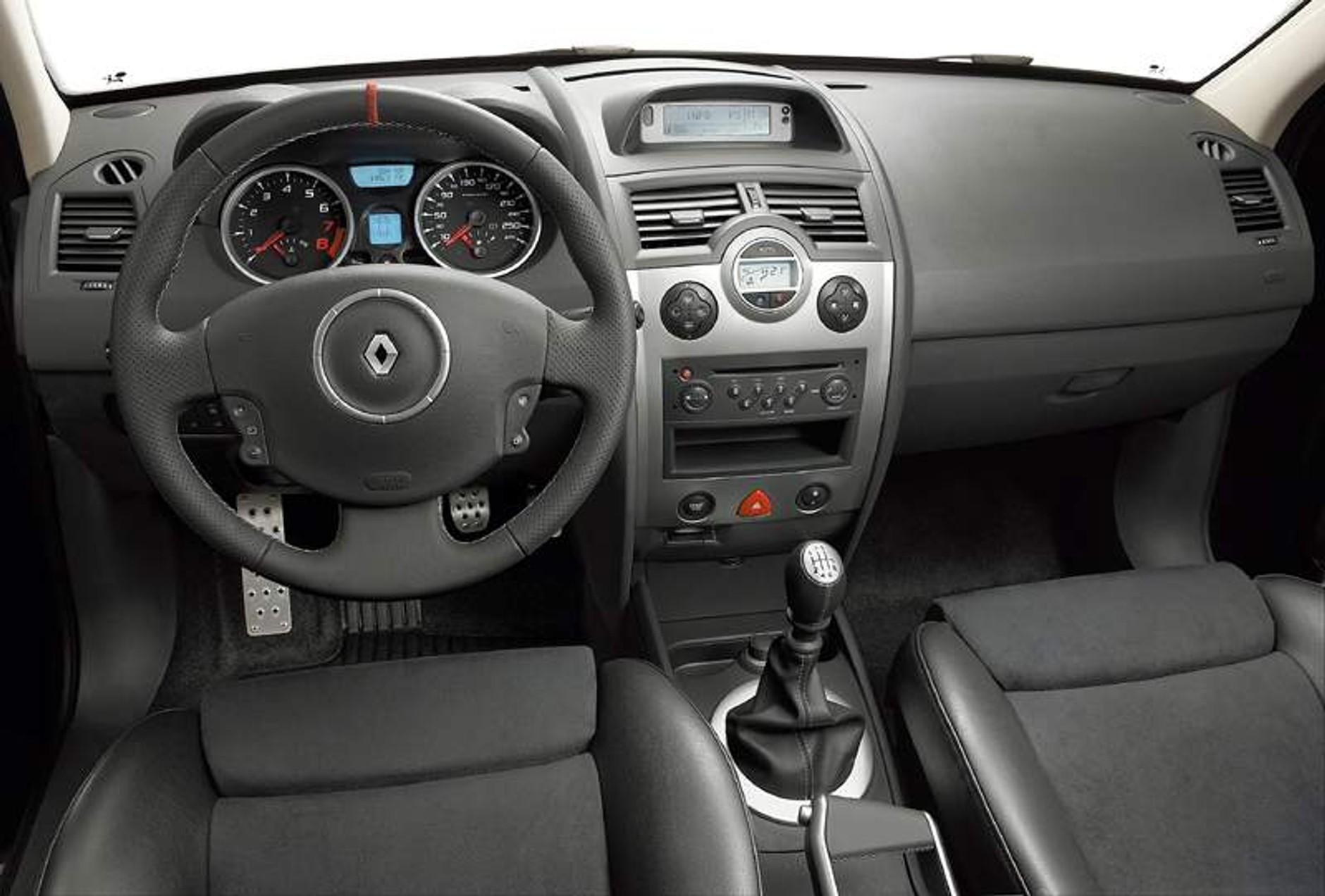 Renault: Megane F1 Team R26 dla uczczenia tytułu mistrza