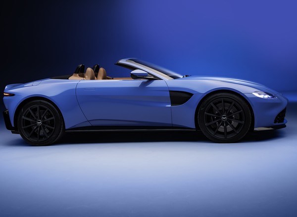 Aston Martin Vantage Roadster – szybko zrzuca dach
