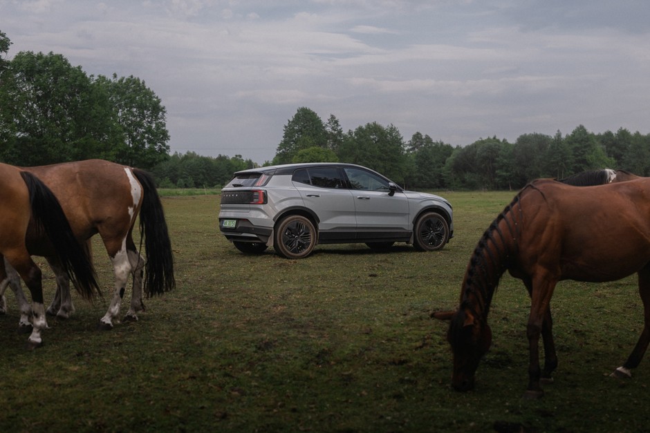 Volvo EX30 Cross Country