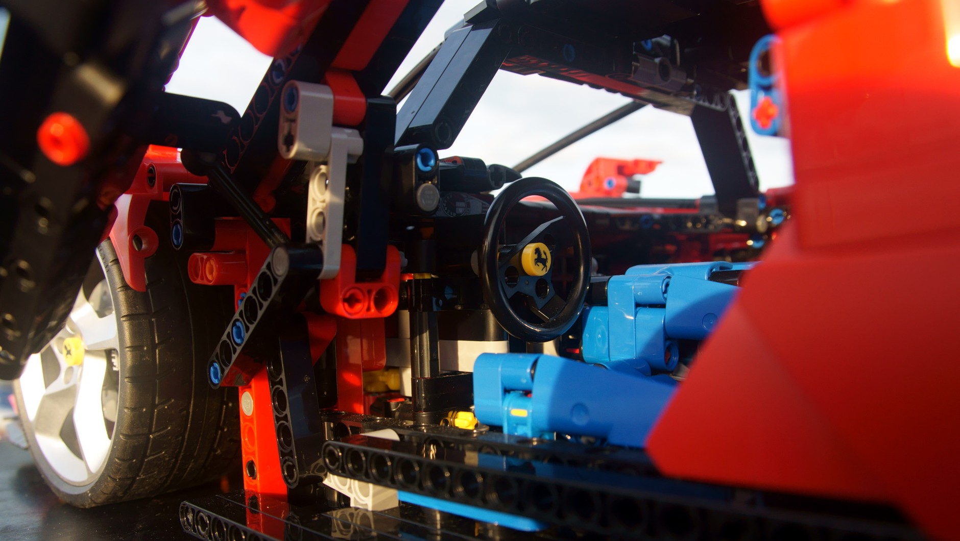 Kabina Ferrari Daytona SP3 z klocków LEGO