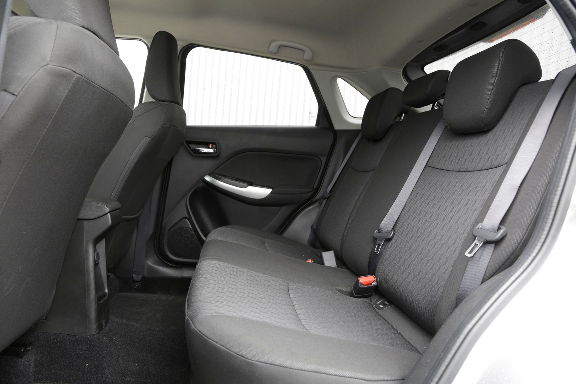 Skoda Fabia 1.2 TSI kontra Suzuki Baleno 1.0 Boosterjet - kto tu jest bez szans?