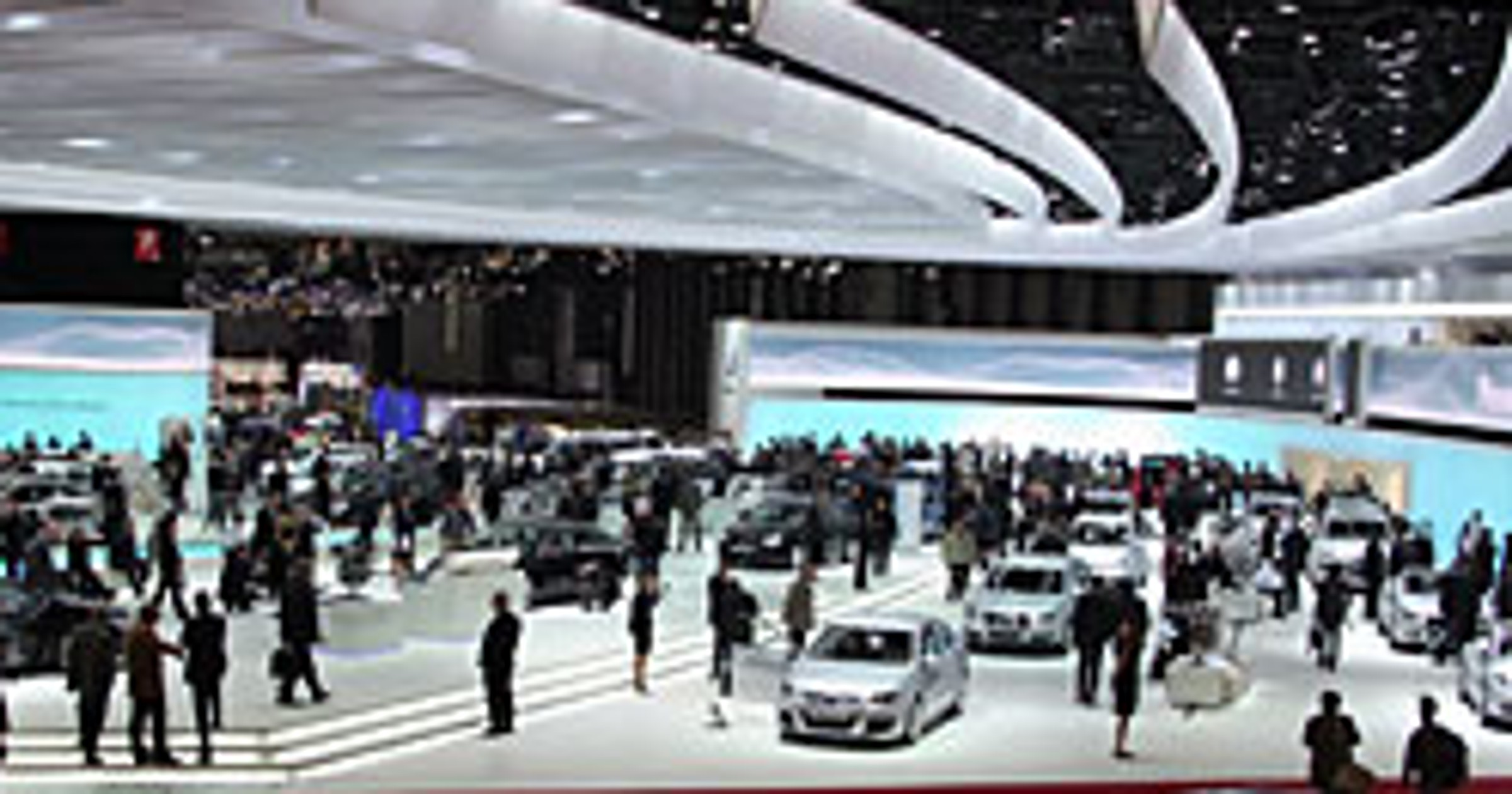 NAIAS 2010: salon samochodowy w Detroit z kompletem wystawców