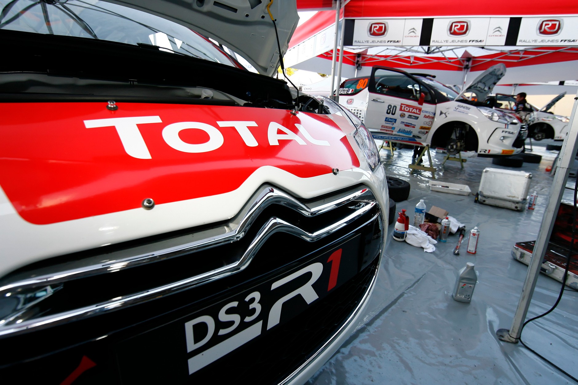 Odkrywamy tajemnice Citroëna DS3 R1