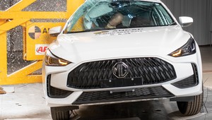 Tak złe wyniki to dzisiaj rzadkość. Dwa modele zasłużyły na zero gwiazdek w testach zderzeniowych