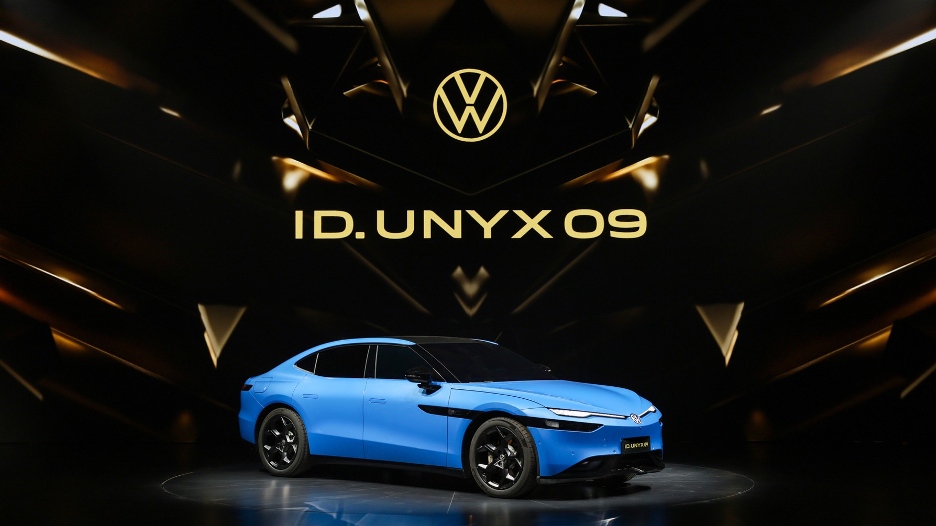 Volkswagen ID. UNYX 09