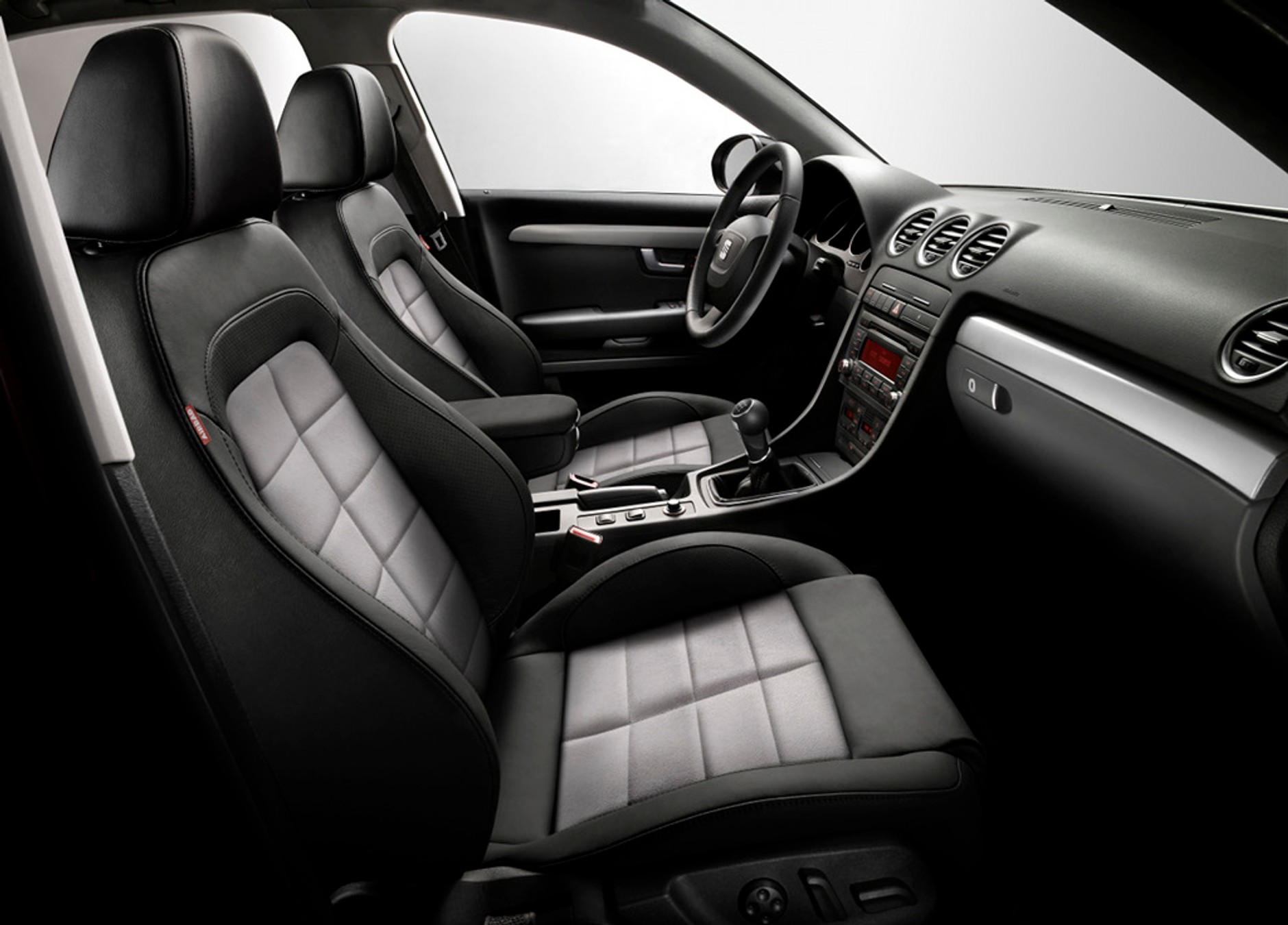 Odświeżony Seat Exeo