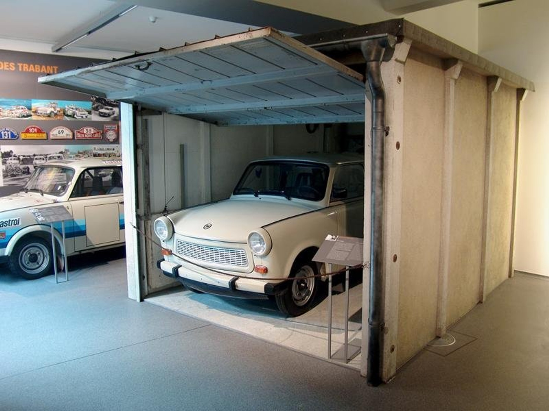 Trabant - Samochód, który zburzył mur berliński