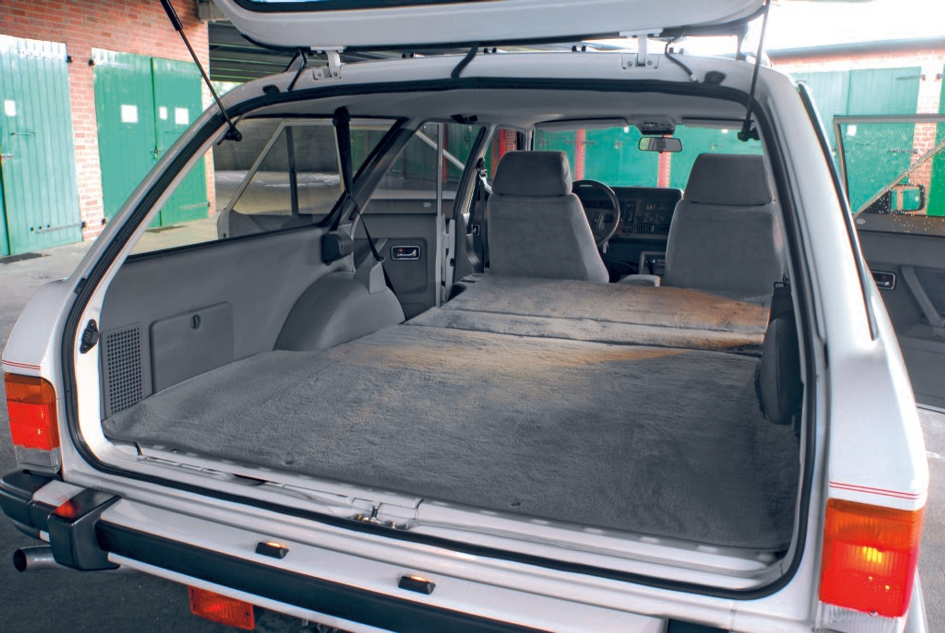 Ford Granada - niepopularny wielkolud