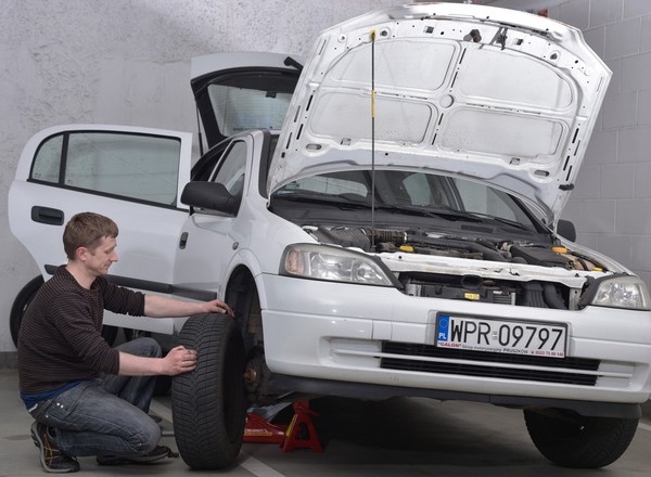 Serwisujemy Opla Astrę II 1.7 CDTI