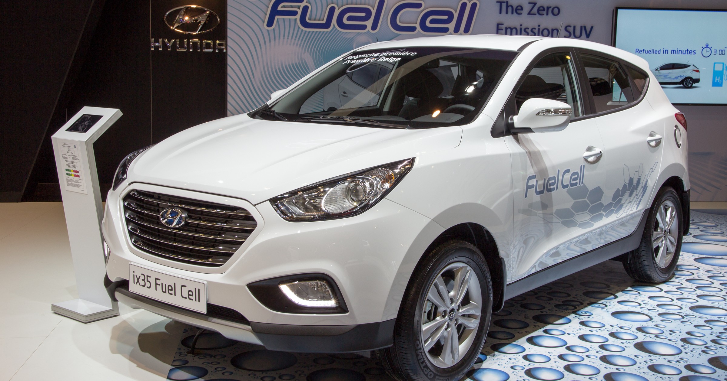 Hyundai ix35 to jeden z pierwszych modeli samochodów wyposażonych w ogniwa paliwowe, które trafiły do normalnej sprzedaży.
