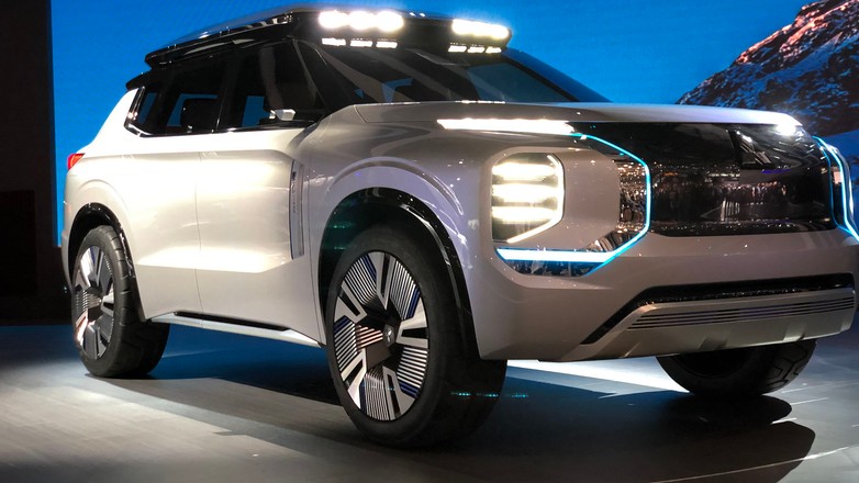 Mitsubishi Engelberg Tourer