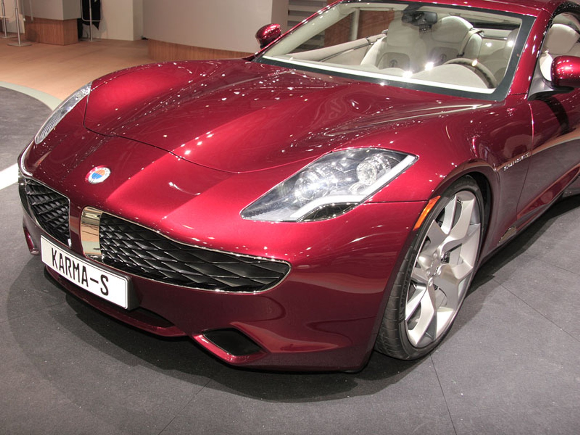 Genewa 2009: Fisker Karma – europejska premiera sportowej hybrydy