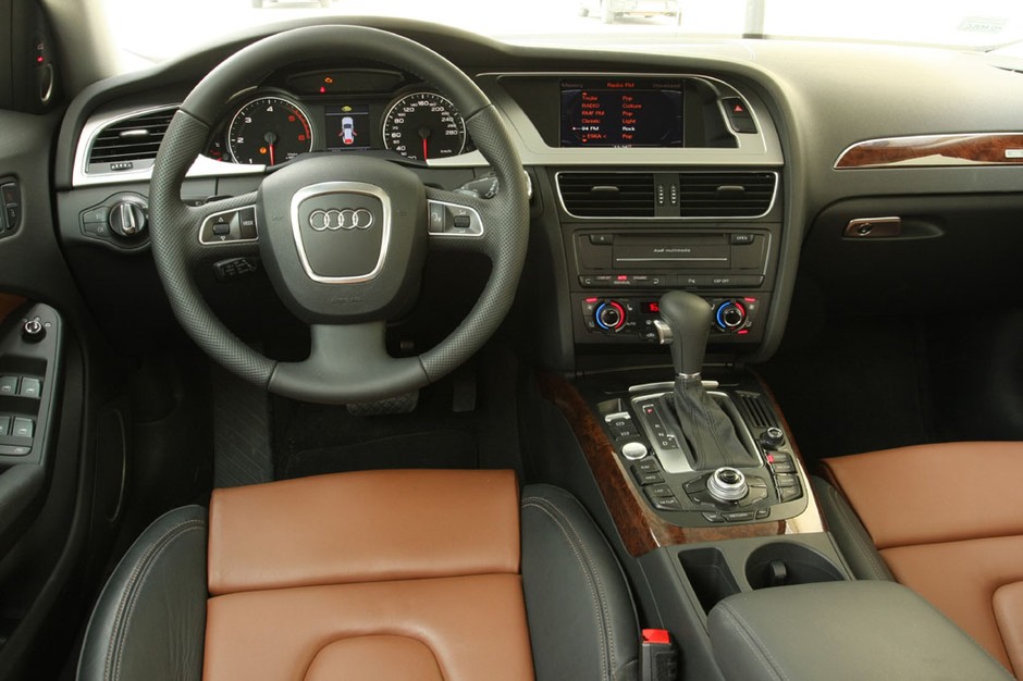 Audi A4 Allroad: W teren i na autostradę