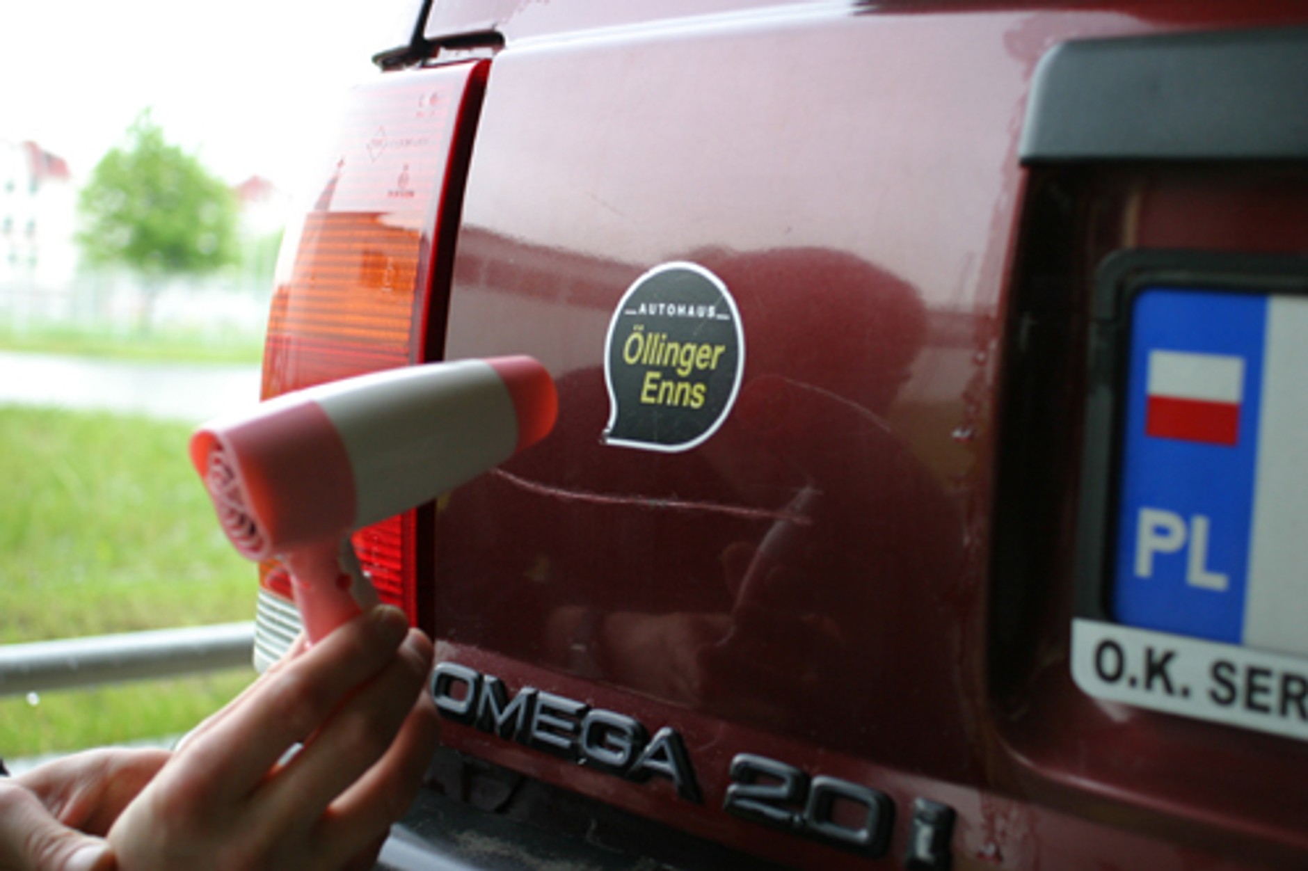 Klej, smoła i żywica