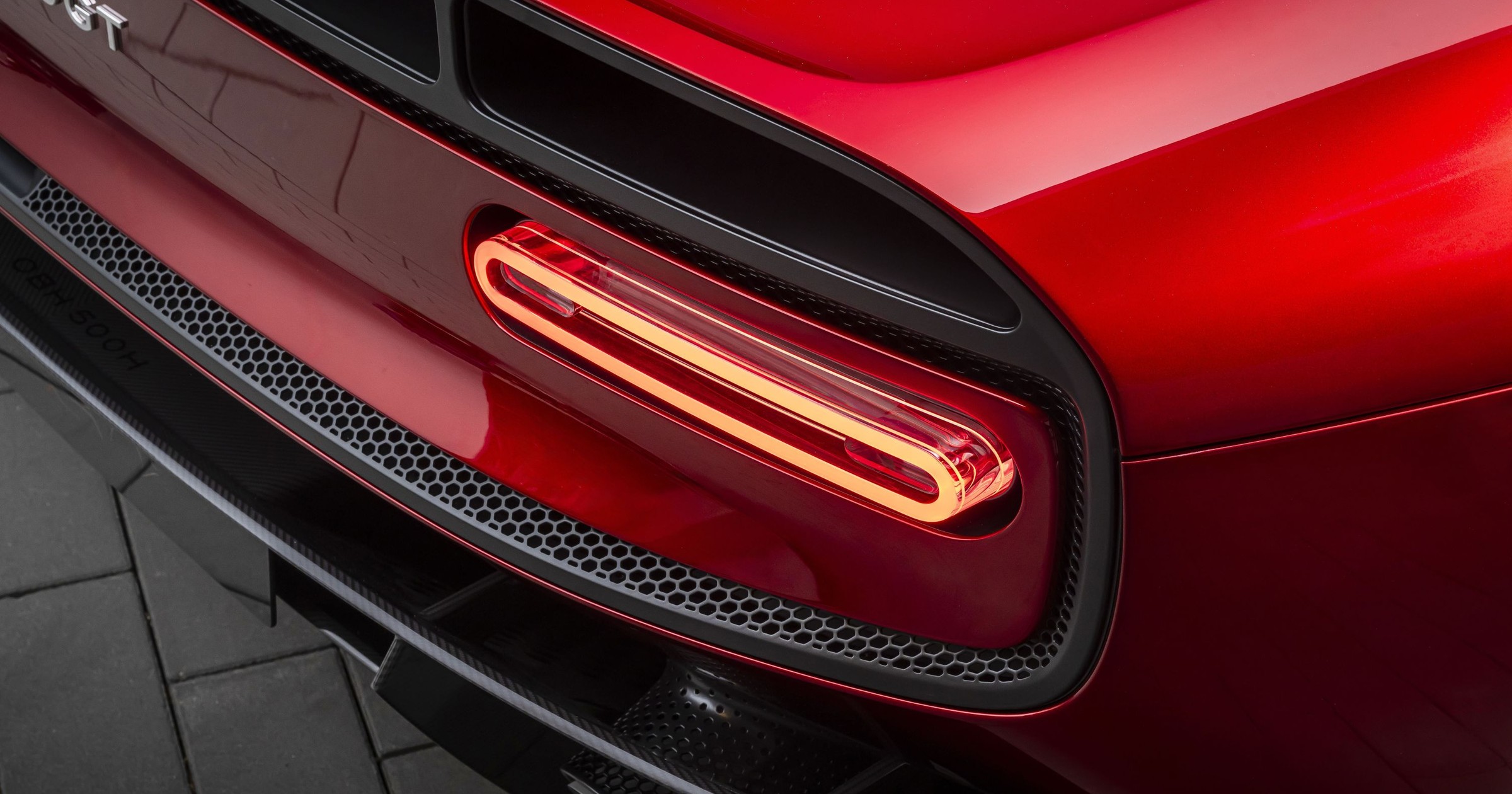 McLaren McL 6GT