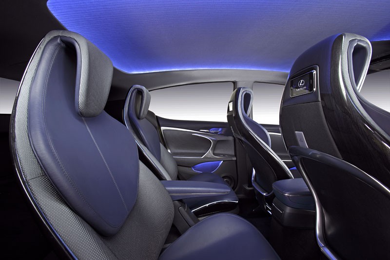 Lexus LF-Ch: Lexus vstoupí do nižší střední třídy v roce 2010