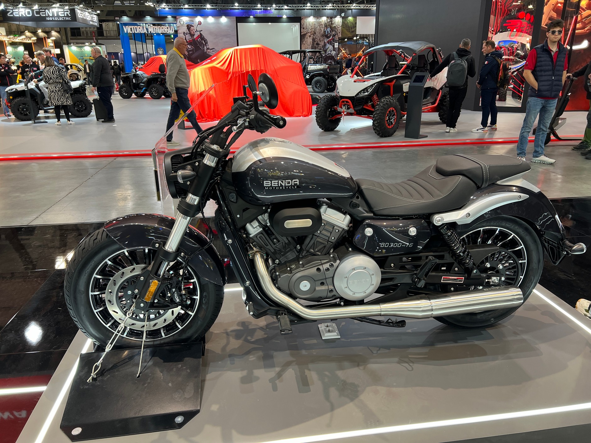 Wystawa motocyklowa EICMA 23