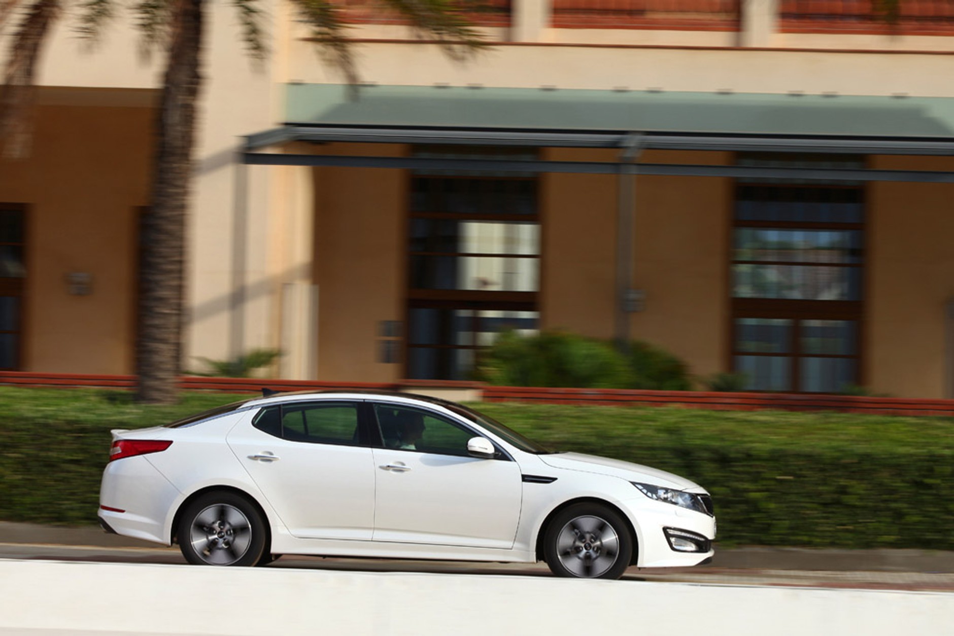 Jak jeździ Kia Optima Hybrid?