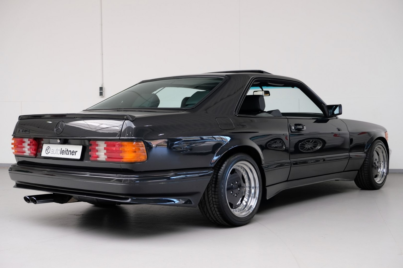 Mercedes 560 SEC 6.0 AMG