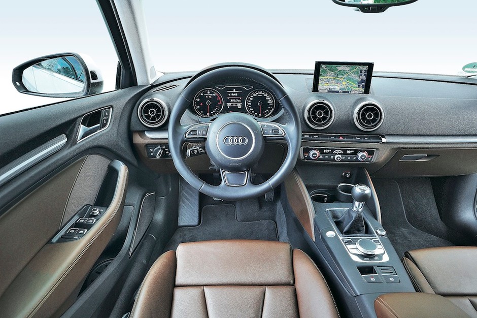 Audi A3 sedan kontra Mercedes CLA