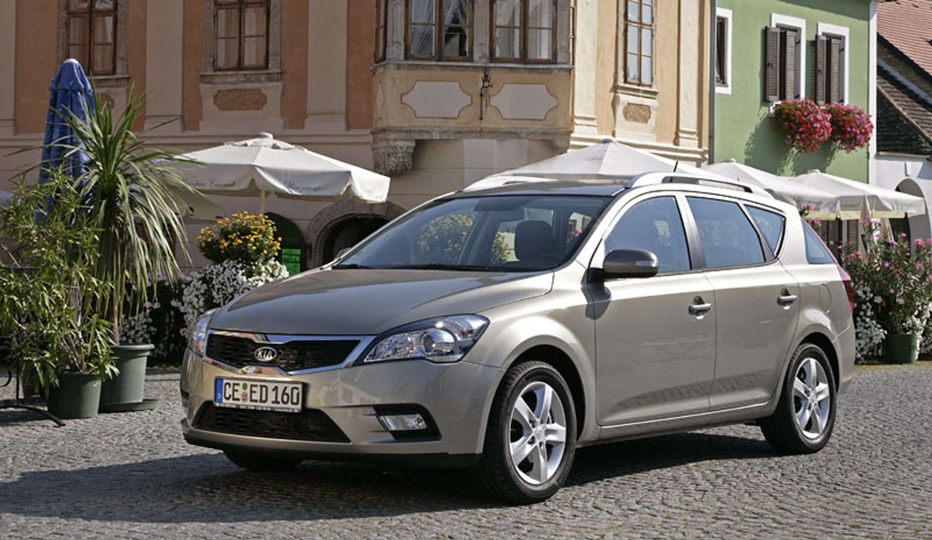 Kia cee´d 2010: pierwsze wrażenia z jazdy