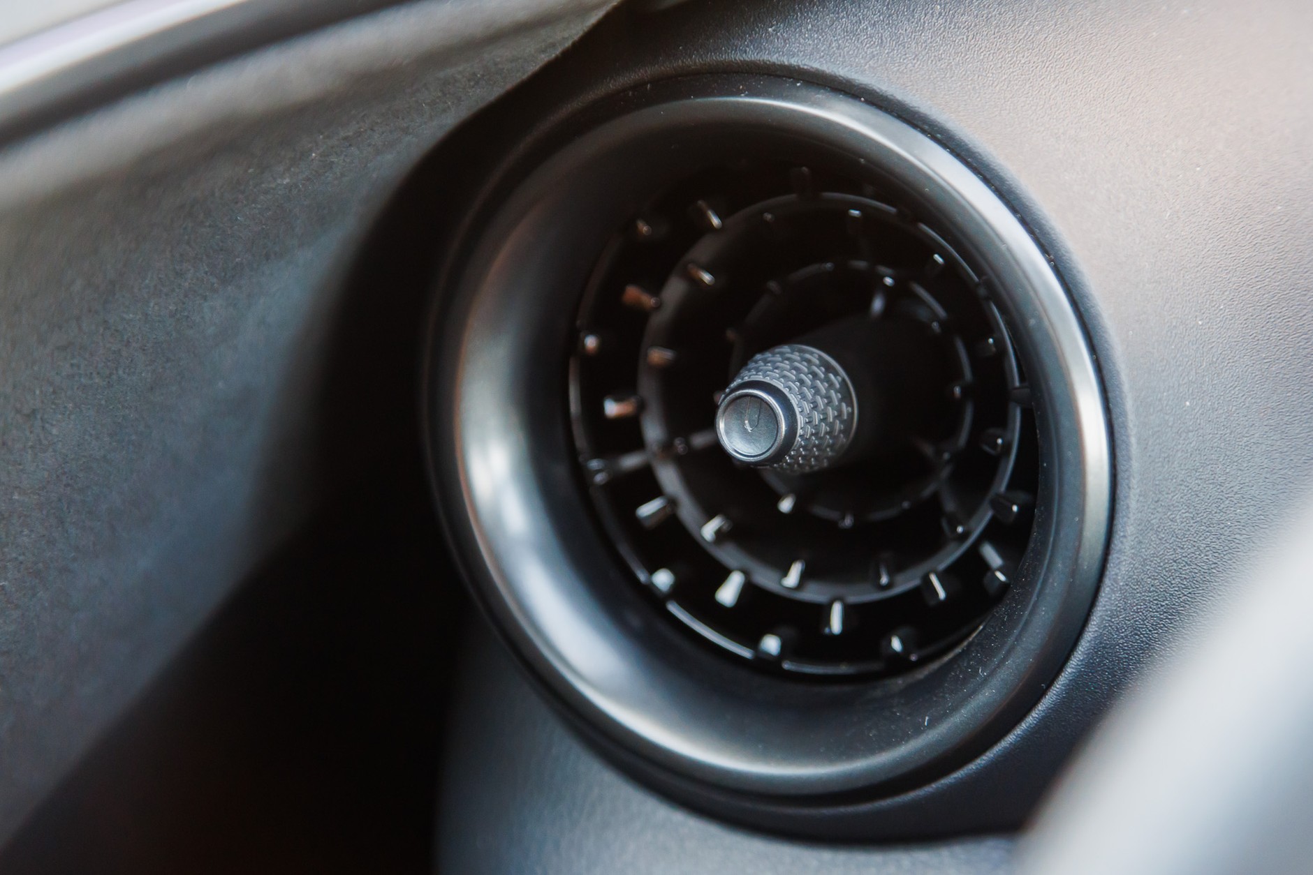 2024 Toyota C-HR PHEV