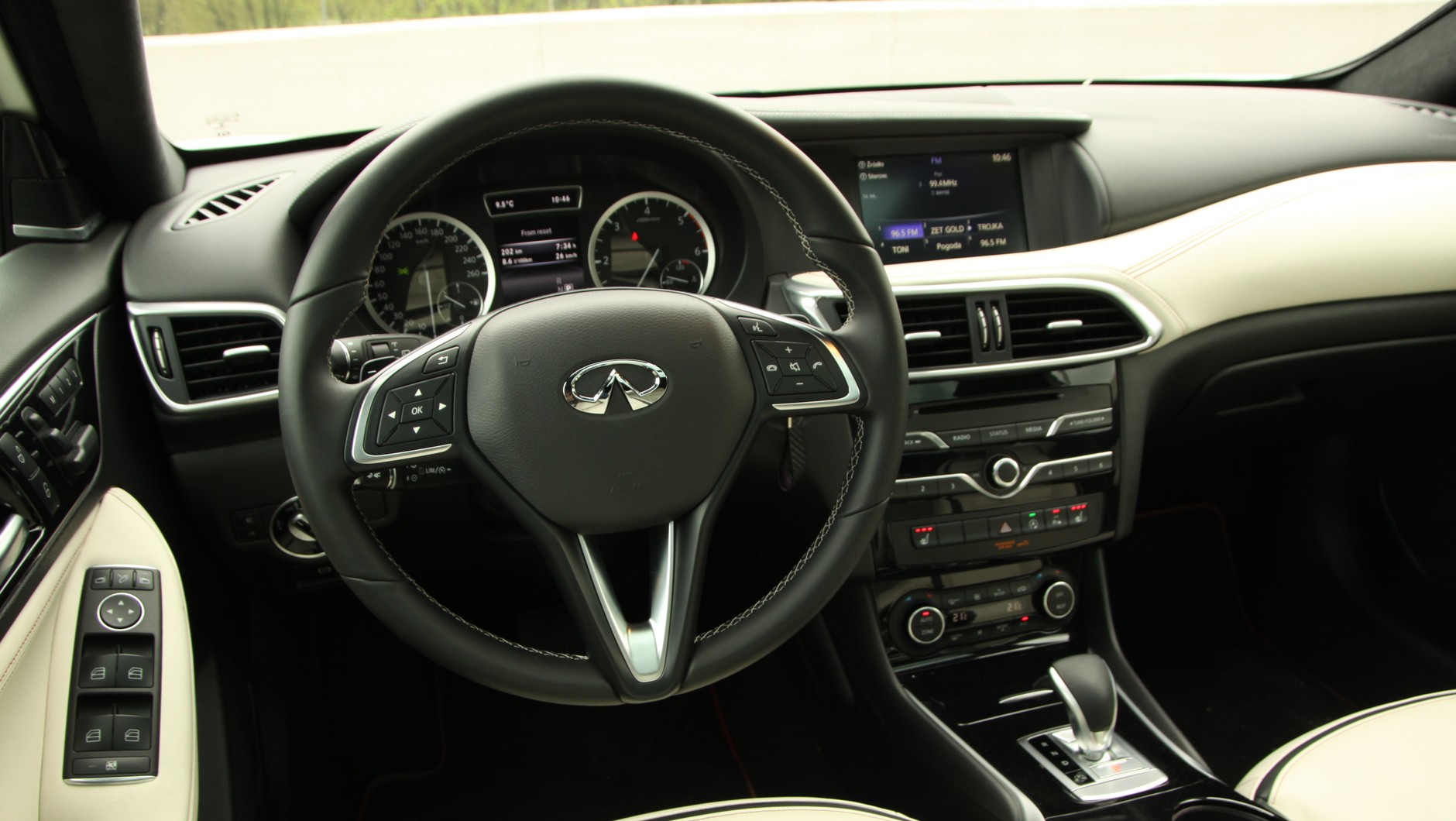 Infiniti Q30 2.2d DCT AWD