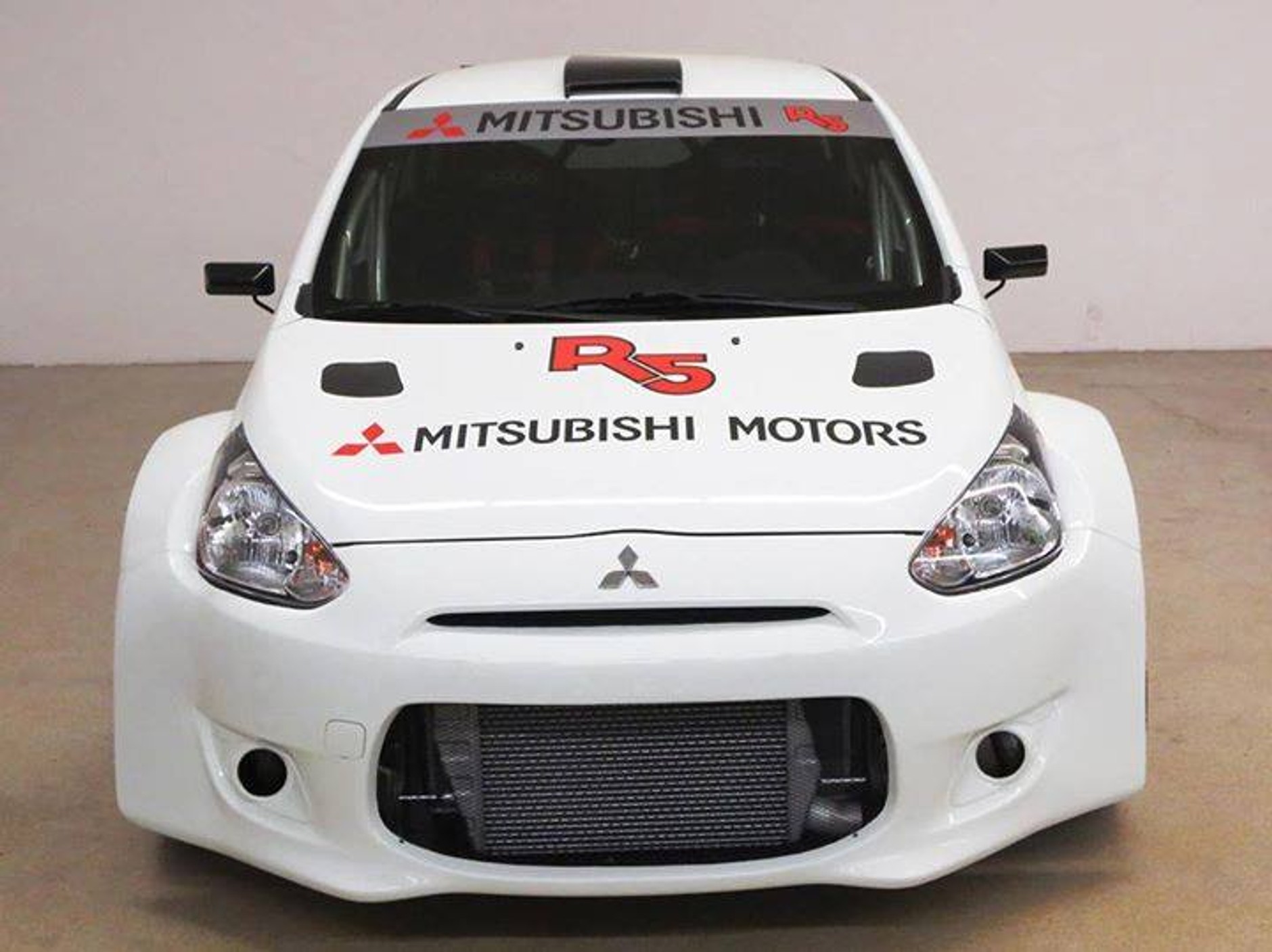 Mitsubishi Space Star R5 ze Szwecji