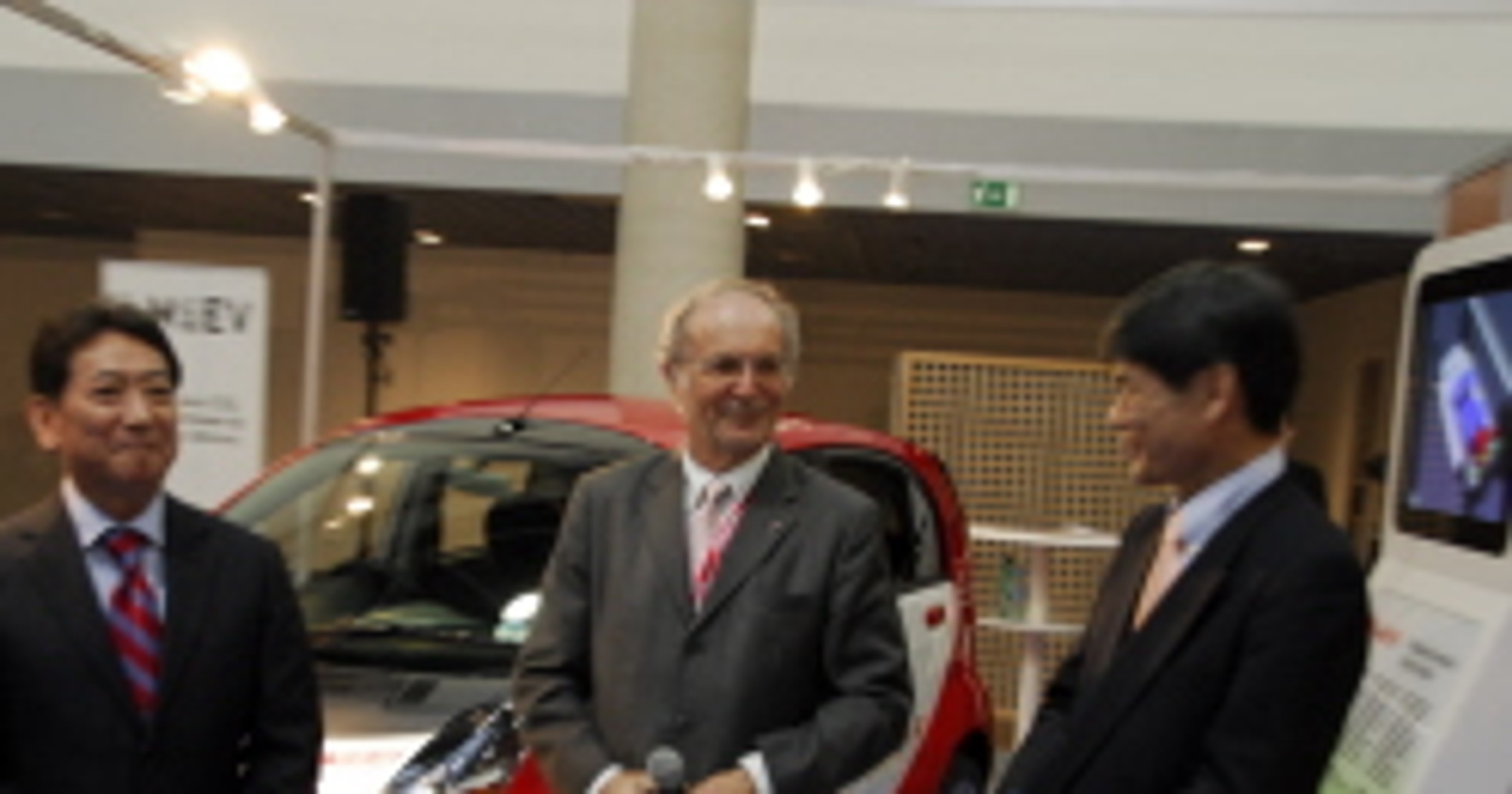Mitsubishi: Mitsubishi i MIEV na drogach Monaco
