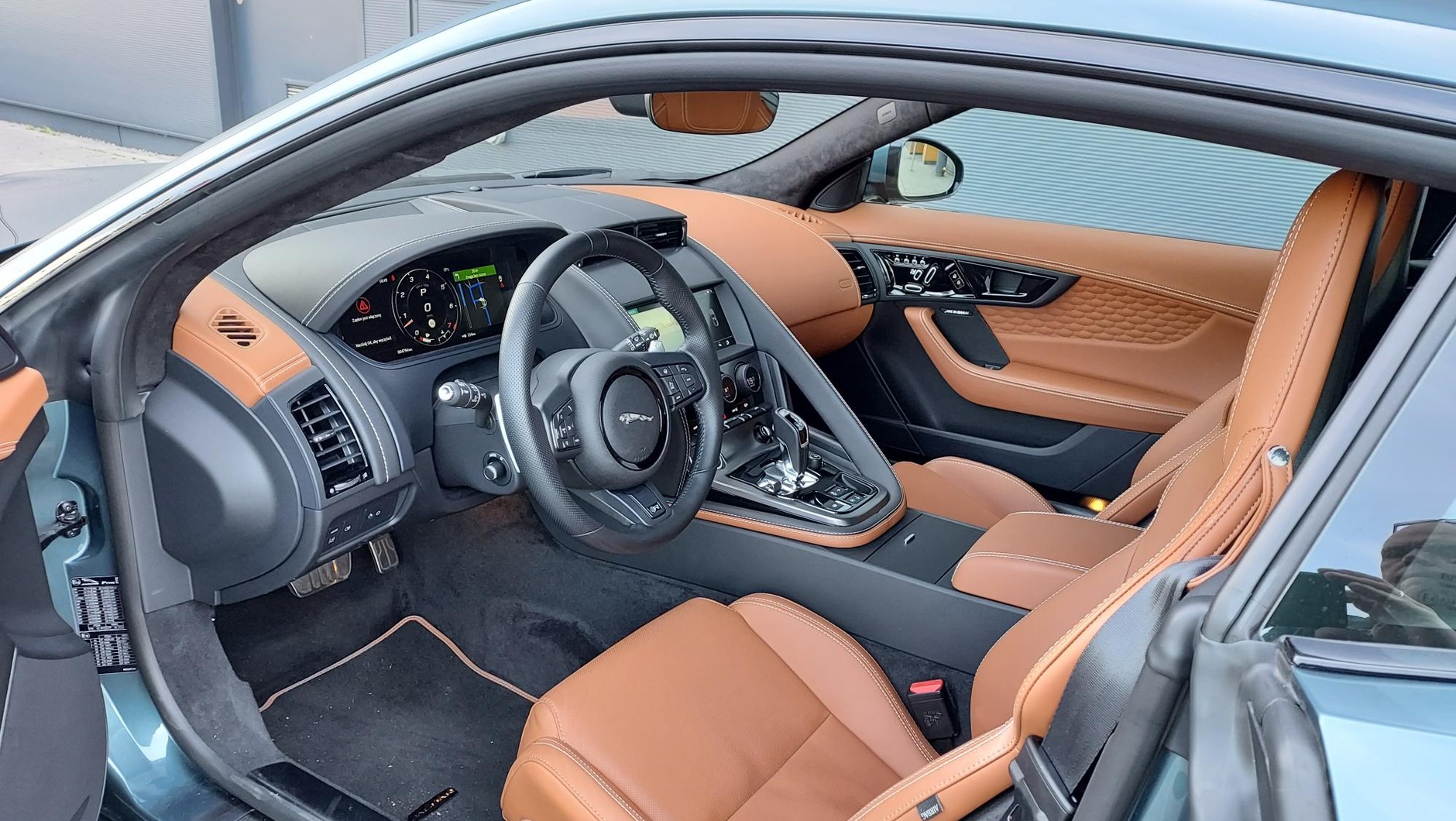Jaguar F-Type R75