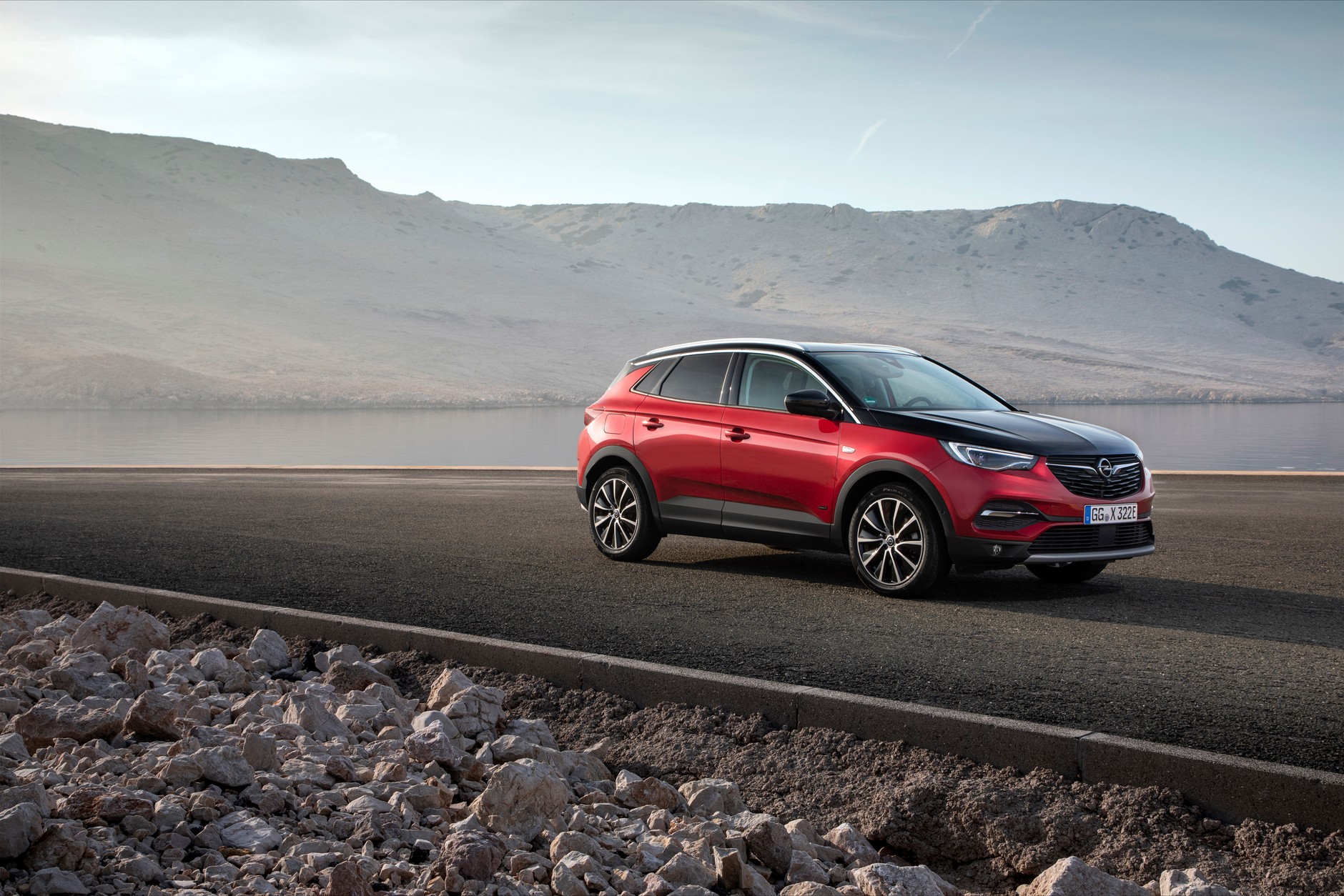 Opel Grandland X Hybrid4
