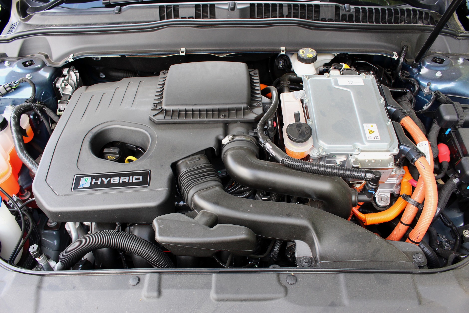 Ford Mondeo Hybrid kombi