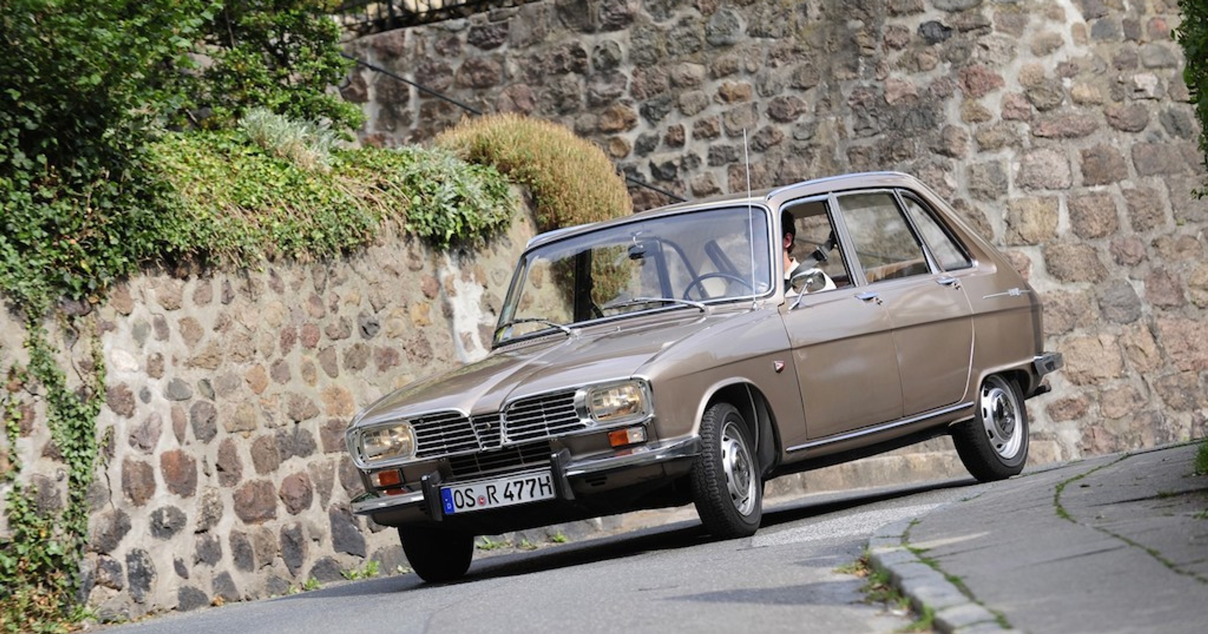 Renault 16