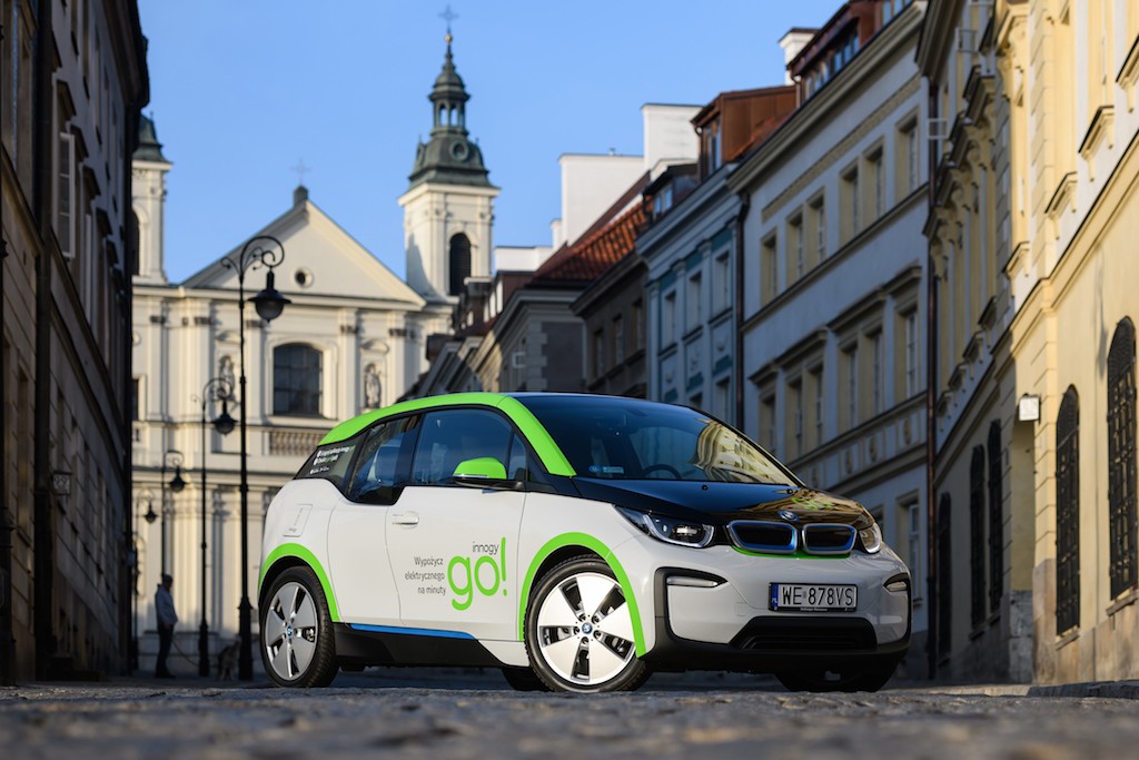 500 elektrycznych BMW i3 do wynajęcia w Warszawie
