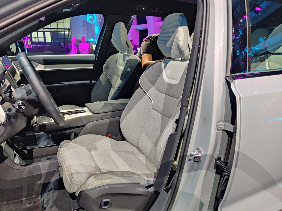 Volvo EX90