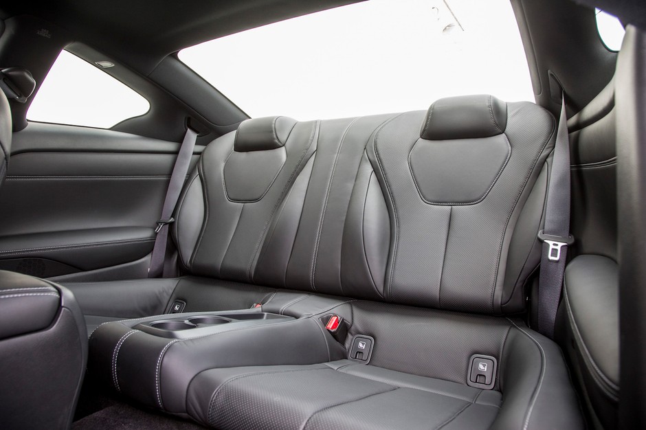 Infiniti Q60 2.0 Turbo Premium Tech