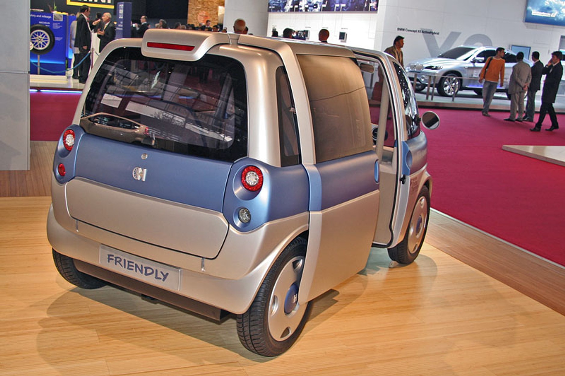 Paryż 2008: Heuliez Friendly – przyjazny elektromobil